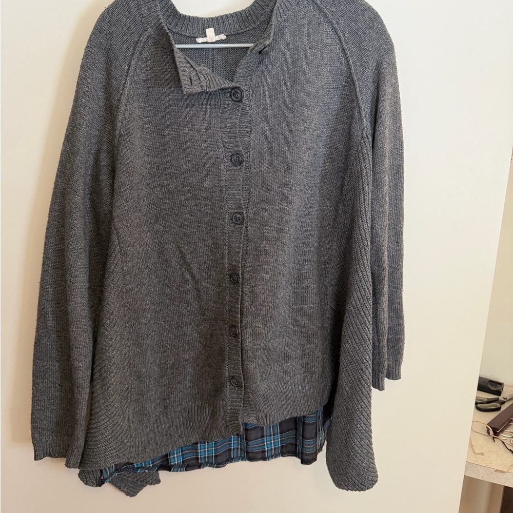 Mystree Amazing Gray and Plaid Women's Cardigan Sweater